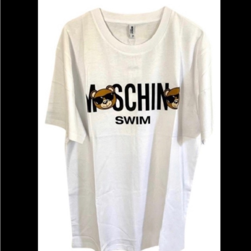 Gender Neutral Moschino TShirt🐻